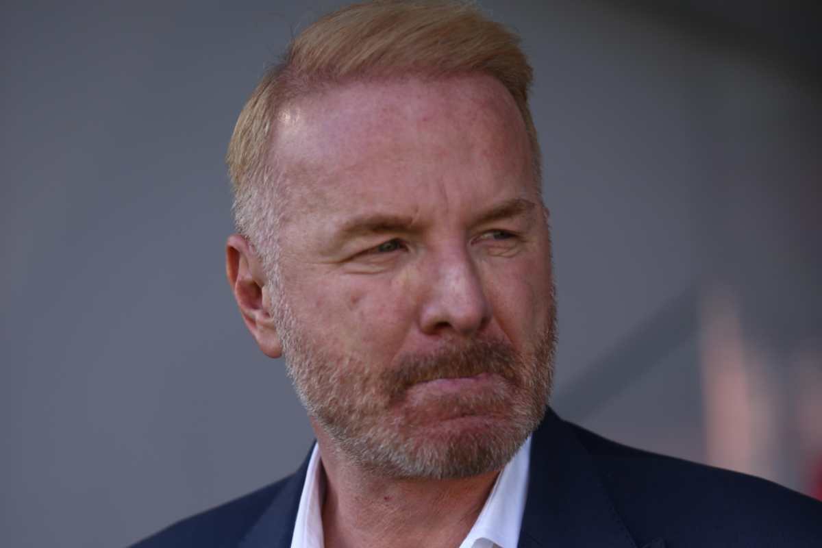 Igli Tare direttore sportivo del Mila con la faccia seria