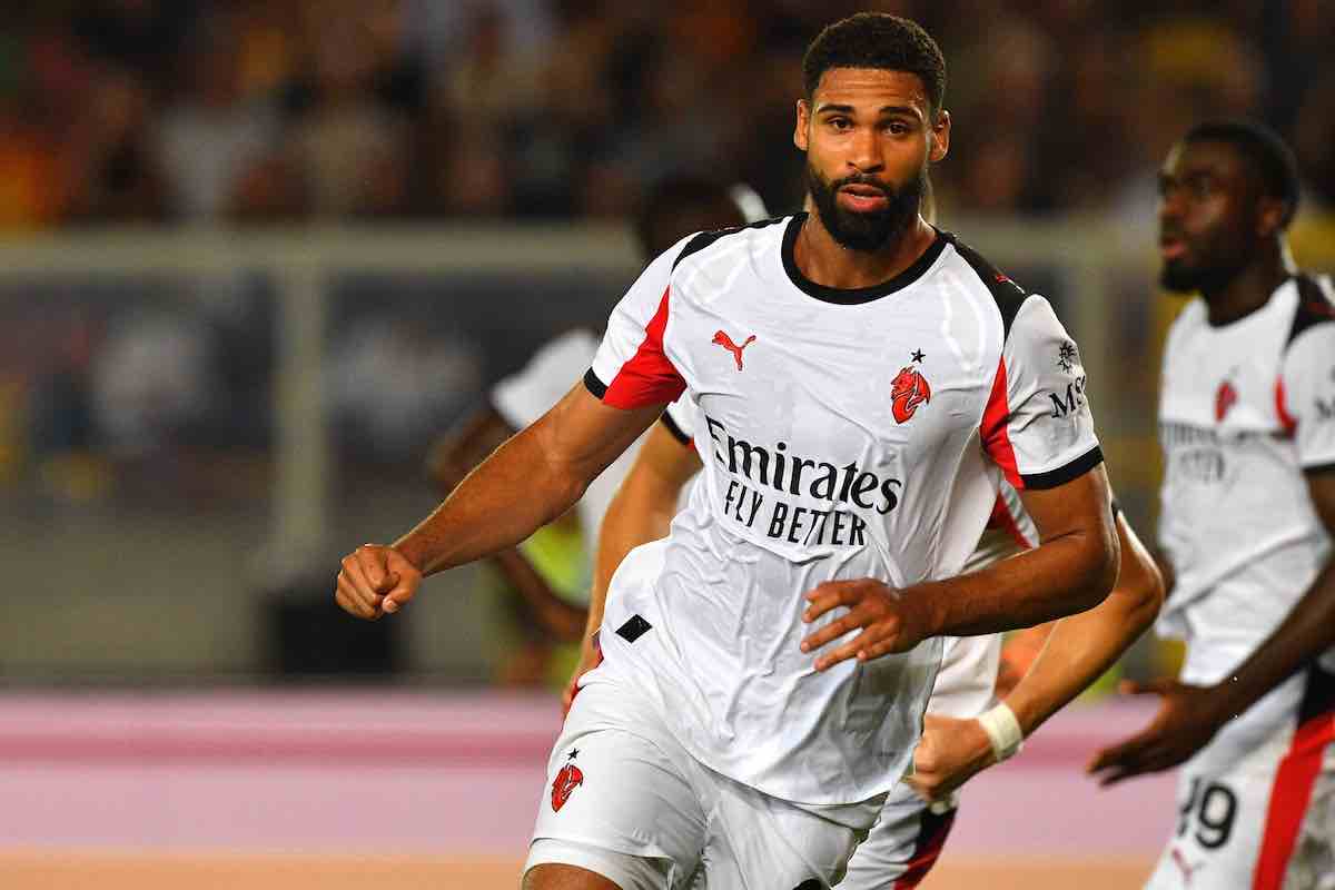Loftus-Cheek in maglia bianca del Milan