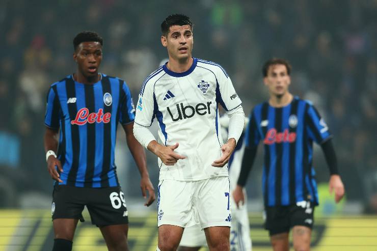 Alvaro Morata attaccante del Como durante una partita di Serie A contro l'Atalanta