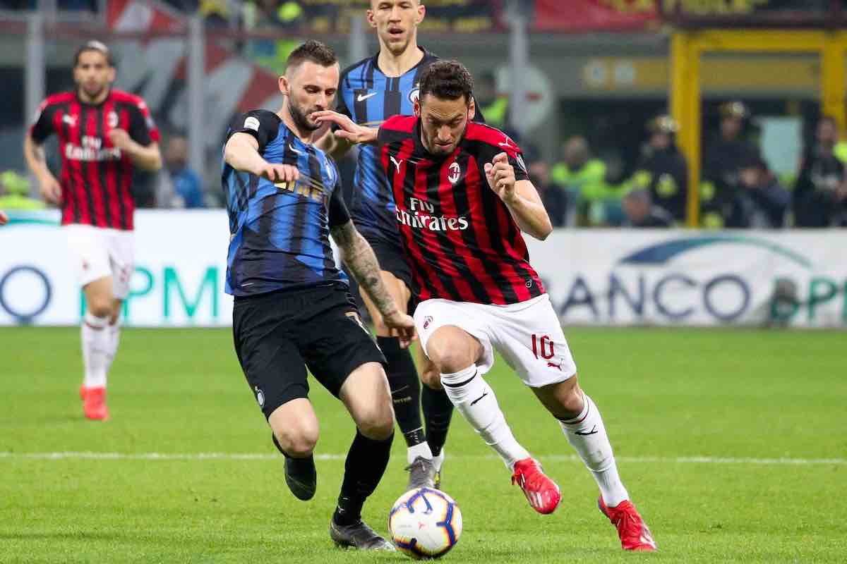 Brozovic e Calhanoglu in Inter-Milan
