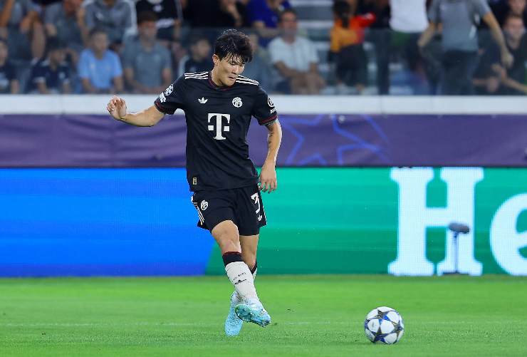 Kim min Jae difensore del Bayern Monaco in azione durante una partita di Champions League