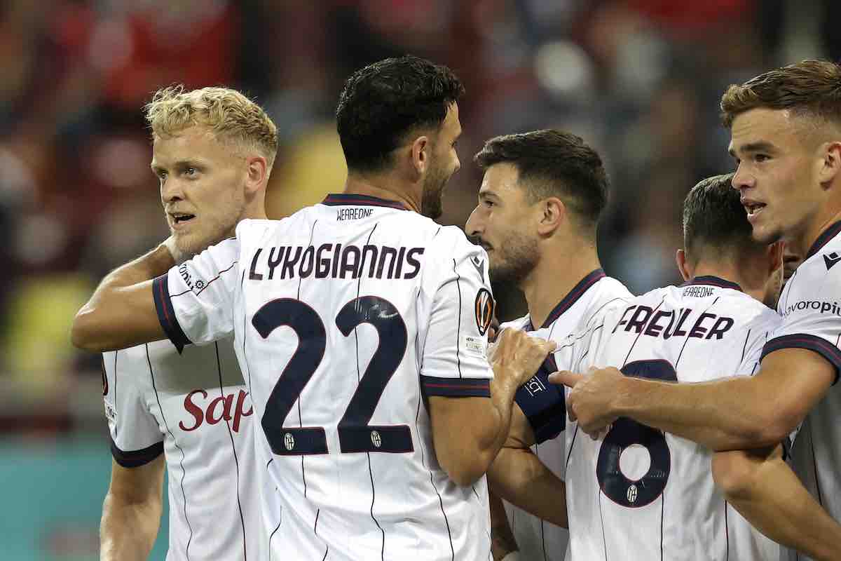 Bologna festeggia il gol