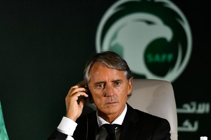 Roberto Mancini allenatore dell'Al Sadd durante una conferenza stampa quando era ct dell'Arabia Saudita