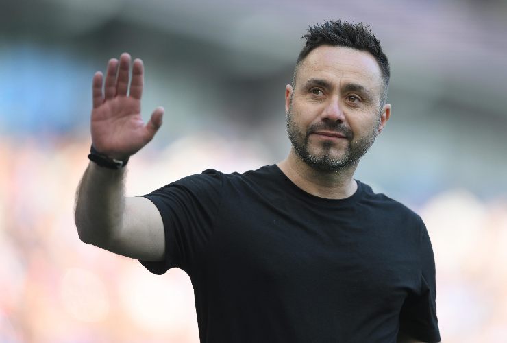 De Zerbi saluta i tifosi