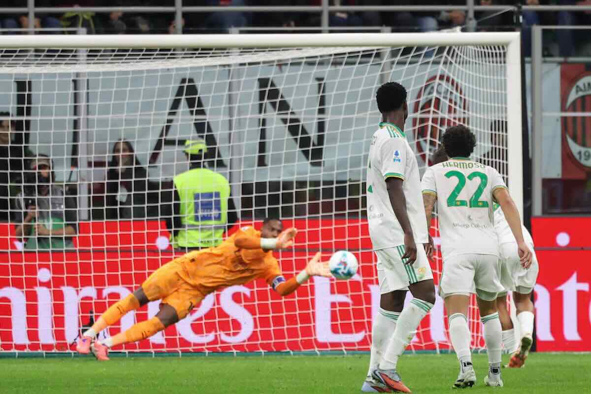 Maignan para il rigore a Dybala