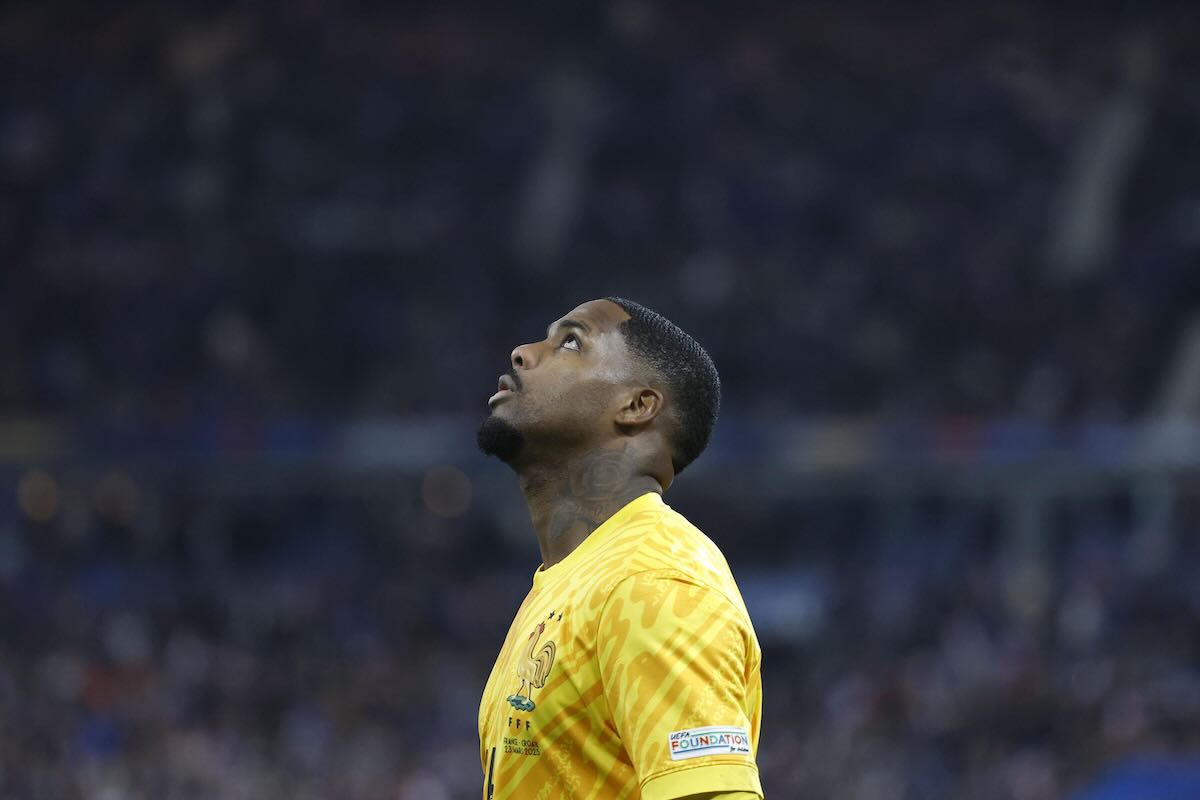 Maignan a testa alta