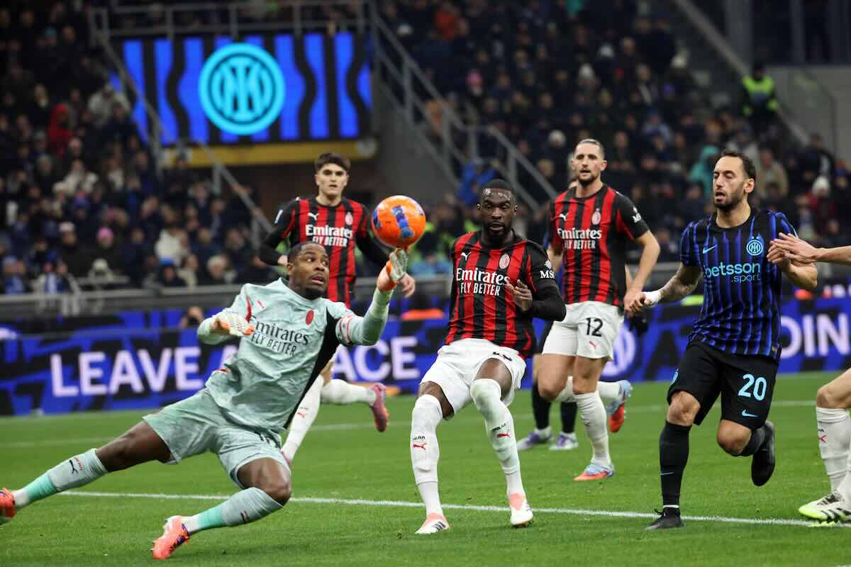 Maignan parata su Calhanoglu