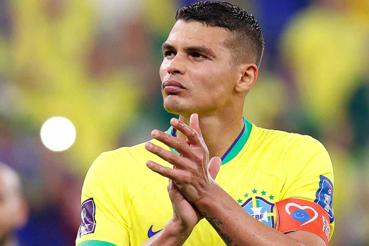 Thiago Silva difensore centrale con la maglia della nazionale brasiliana