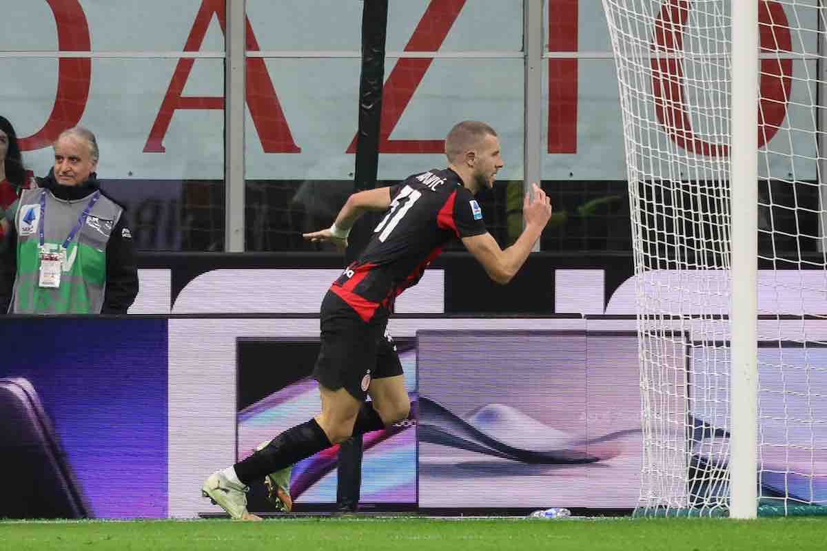 Pavlovic esulta dopo il gol