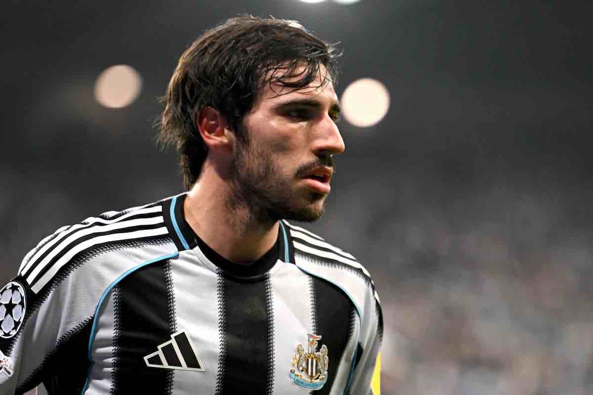 Tonali con la maglia del Newcastle
