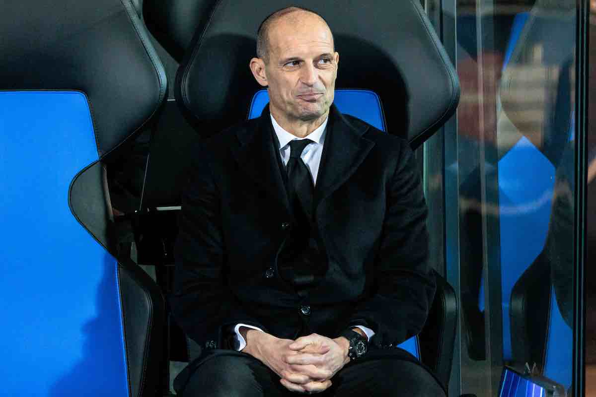 Allegri sorridente in panchina